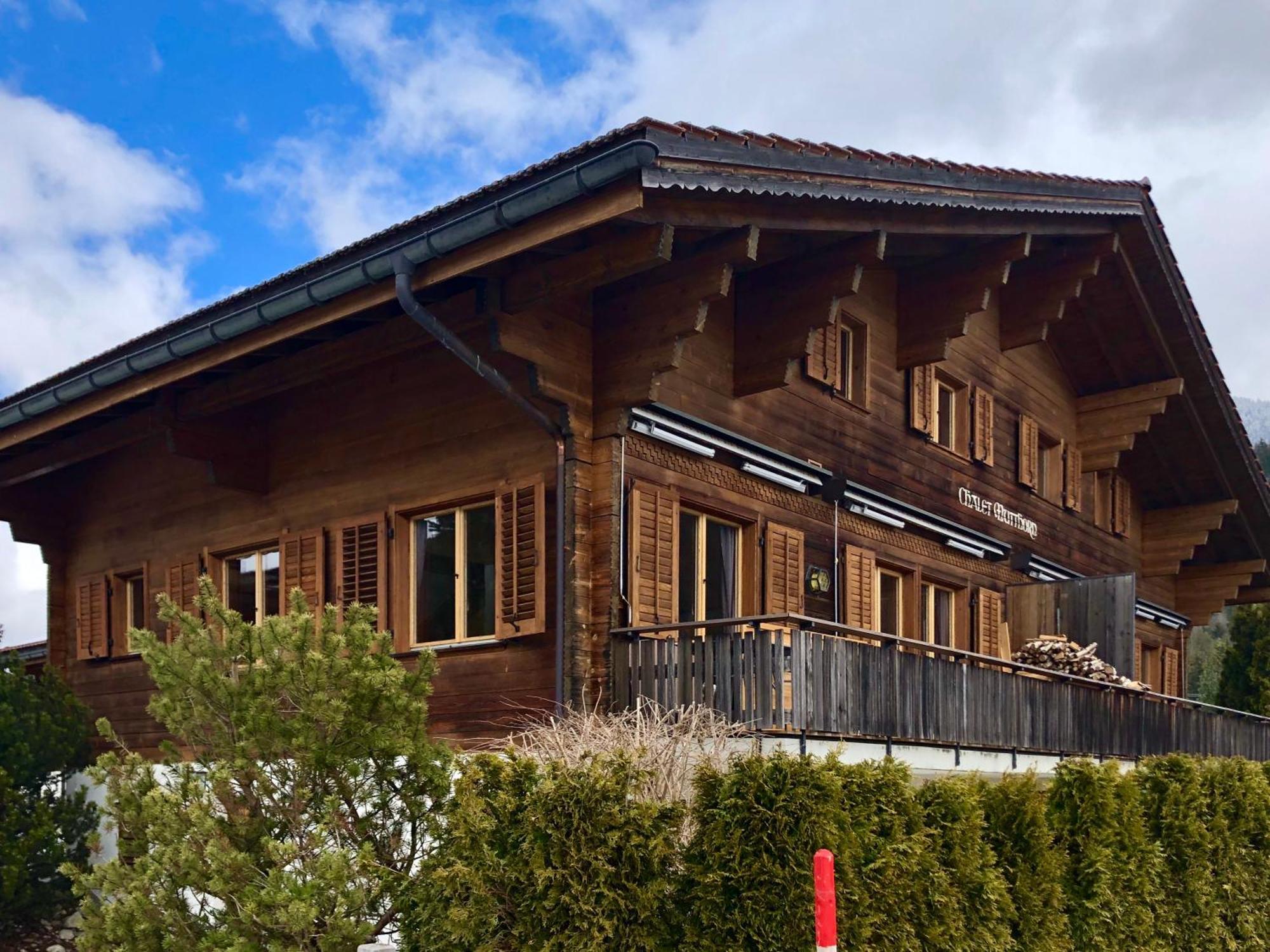 Beautiful Apartment With Stunning View Gsteig Bagian luar foto