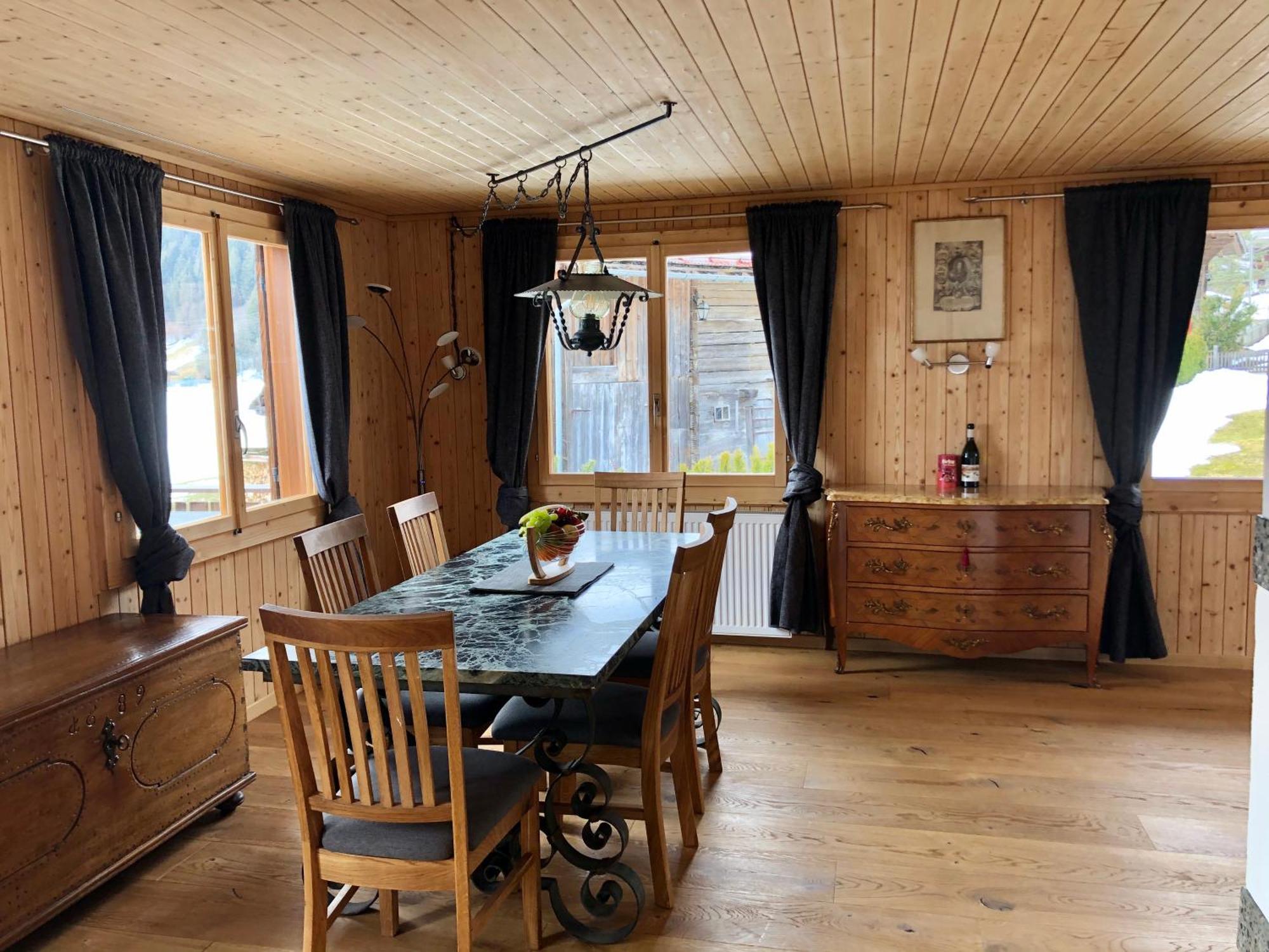 Beautiful Apartment With Stunning View Gsteig Bagian luar foto
